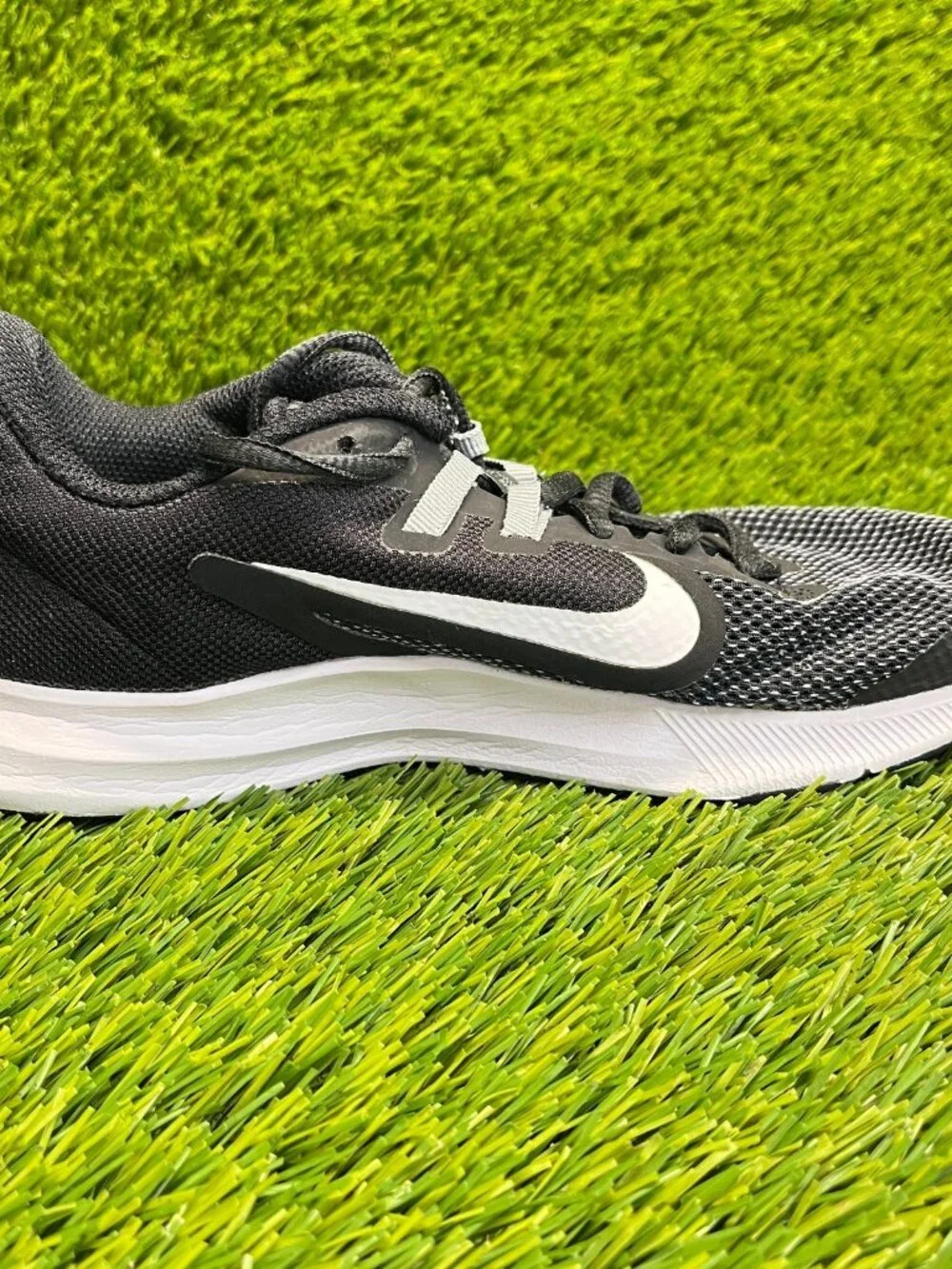 Nike please review